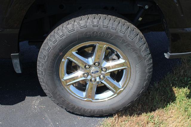 2025 Ford F-150 - $42,900