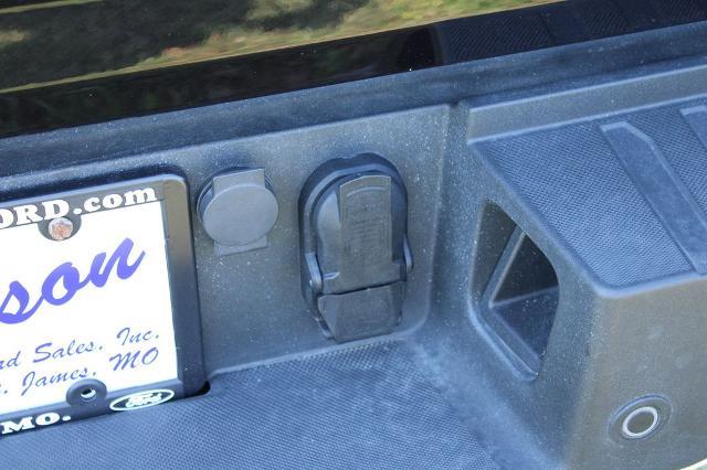 2025 Ford F-150 - $42,900
