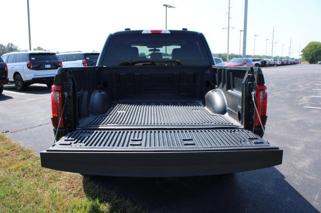 2025 Ford F-150 - $42,900