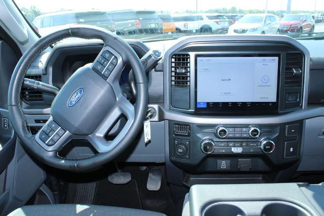 2025 Ford F-150 - $42,900