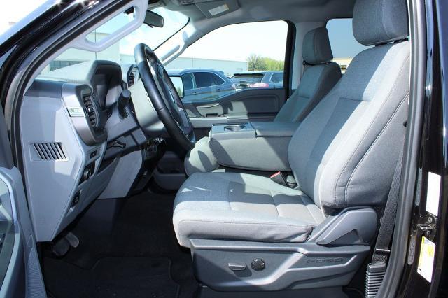 2025 Ford F-150 - $42,900