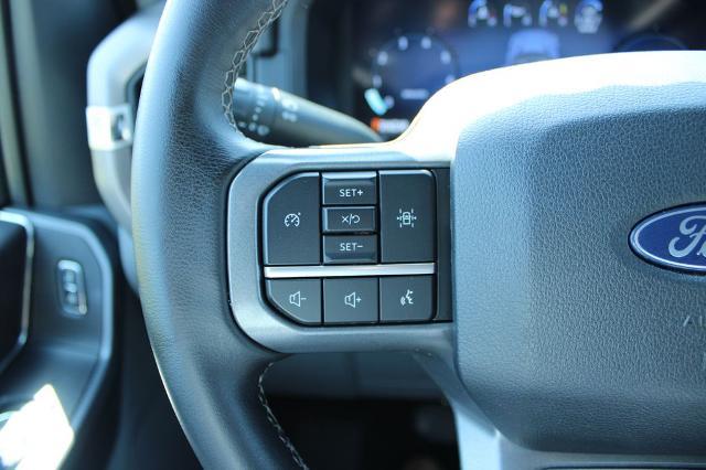 2025 Ford F-150 - $42,900
