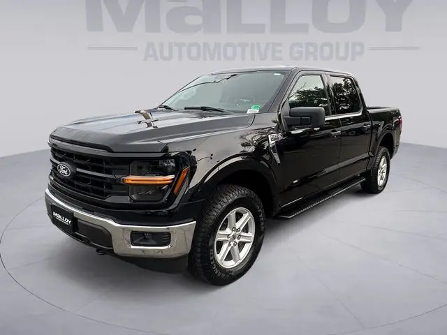2025 Ford F-150 - $42,900