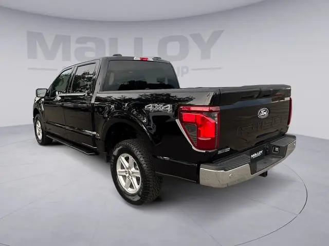 2025 Ford F-150 - $42,900