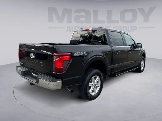 2025 Ford F-150 - $42,900