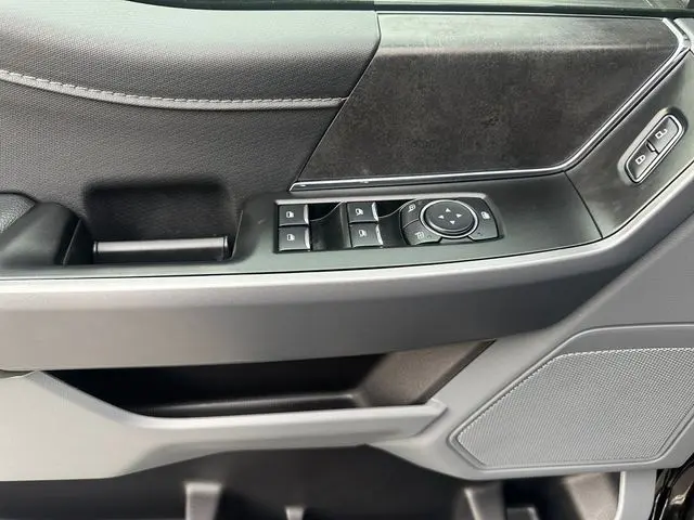 2025 Ford F-150 - $42,900