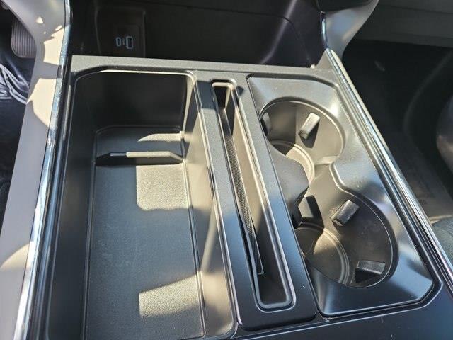 2024 Ford F-150 - $43,700