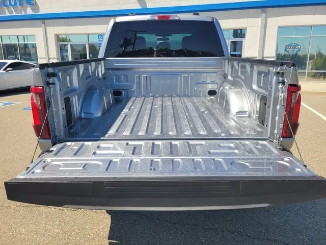 2025 Ford F-150 - $48,949