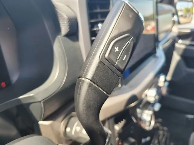 2025 Ford F-150 - $48,949