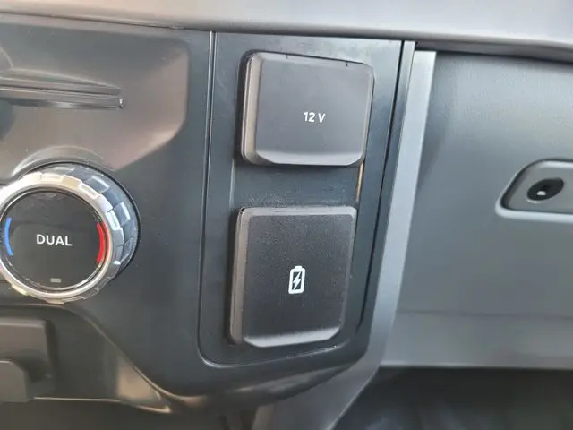 2025 Ford F-150 - $48,949