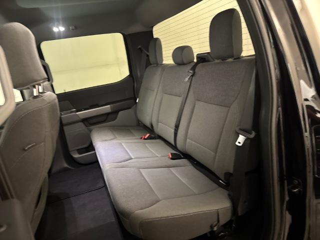2025 Ford F-150 - $40,900