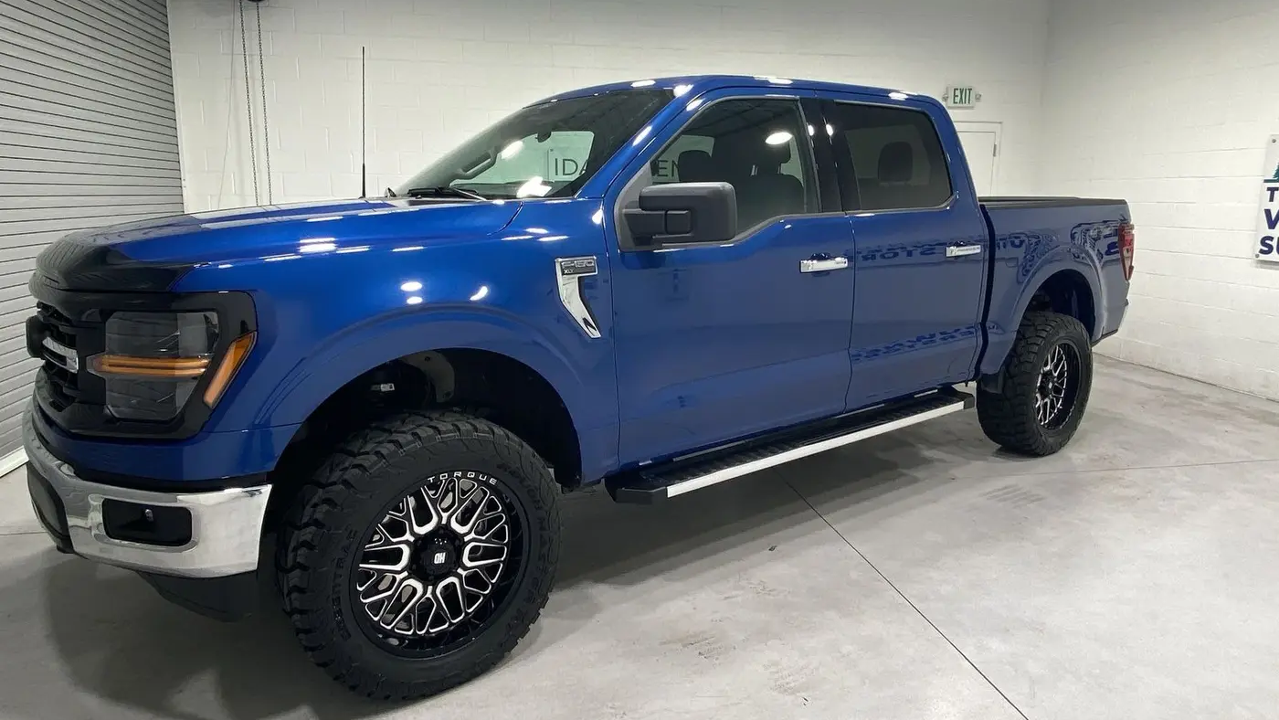2025 Ford F-150 XLT