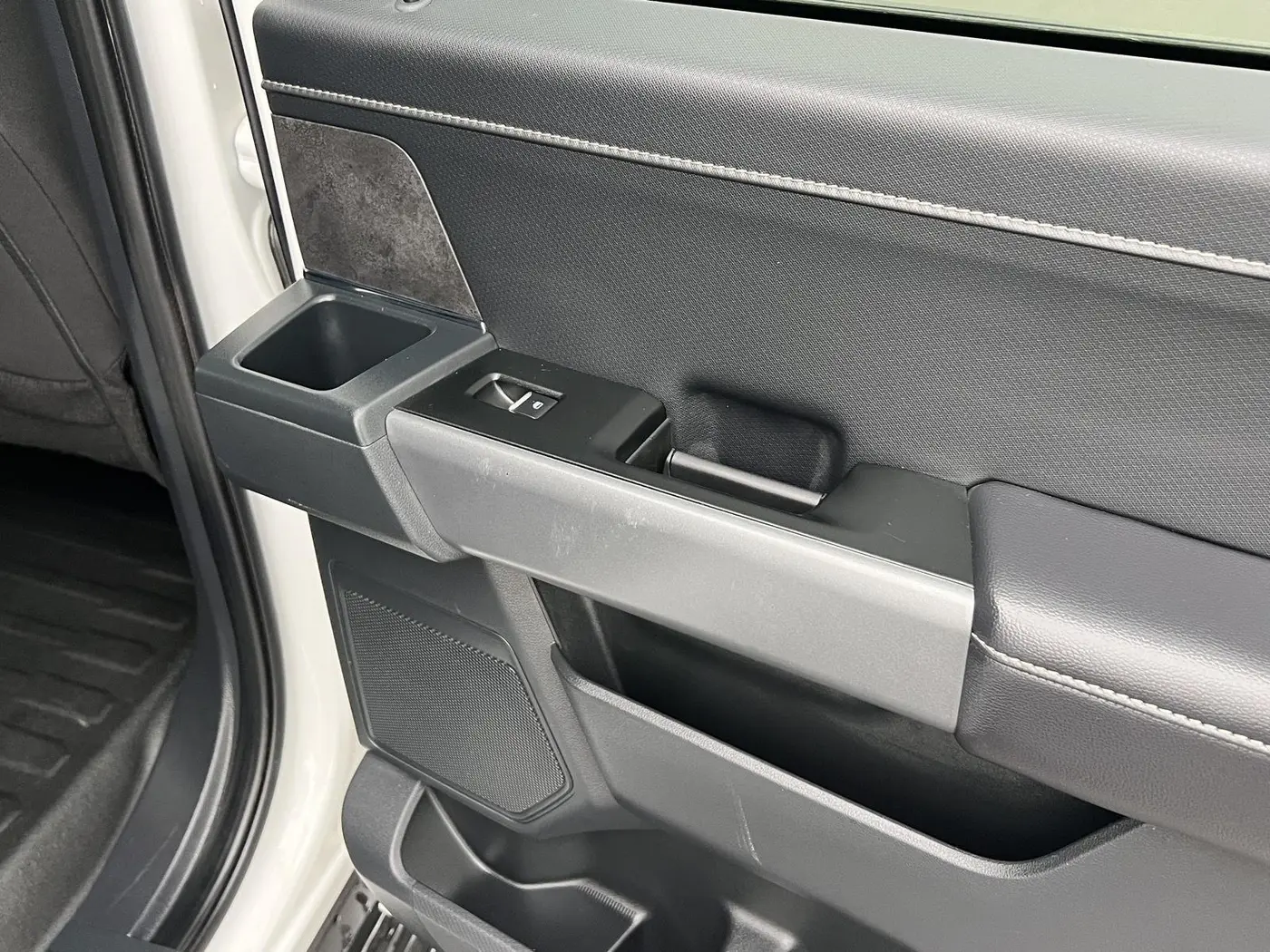 2025 Ford F-150 - $44,450
