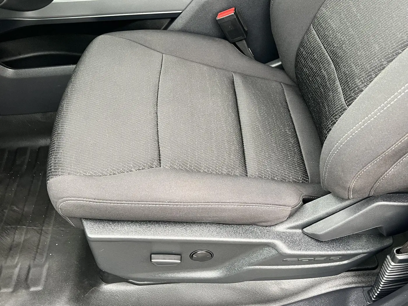 2025 Ford F-150 - $44,450