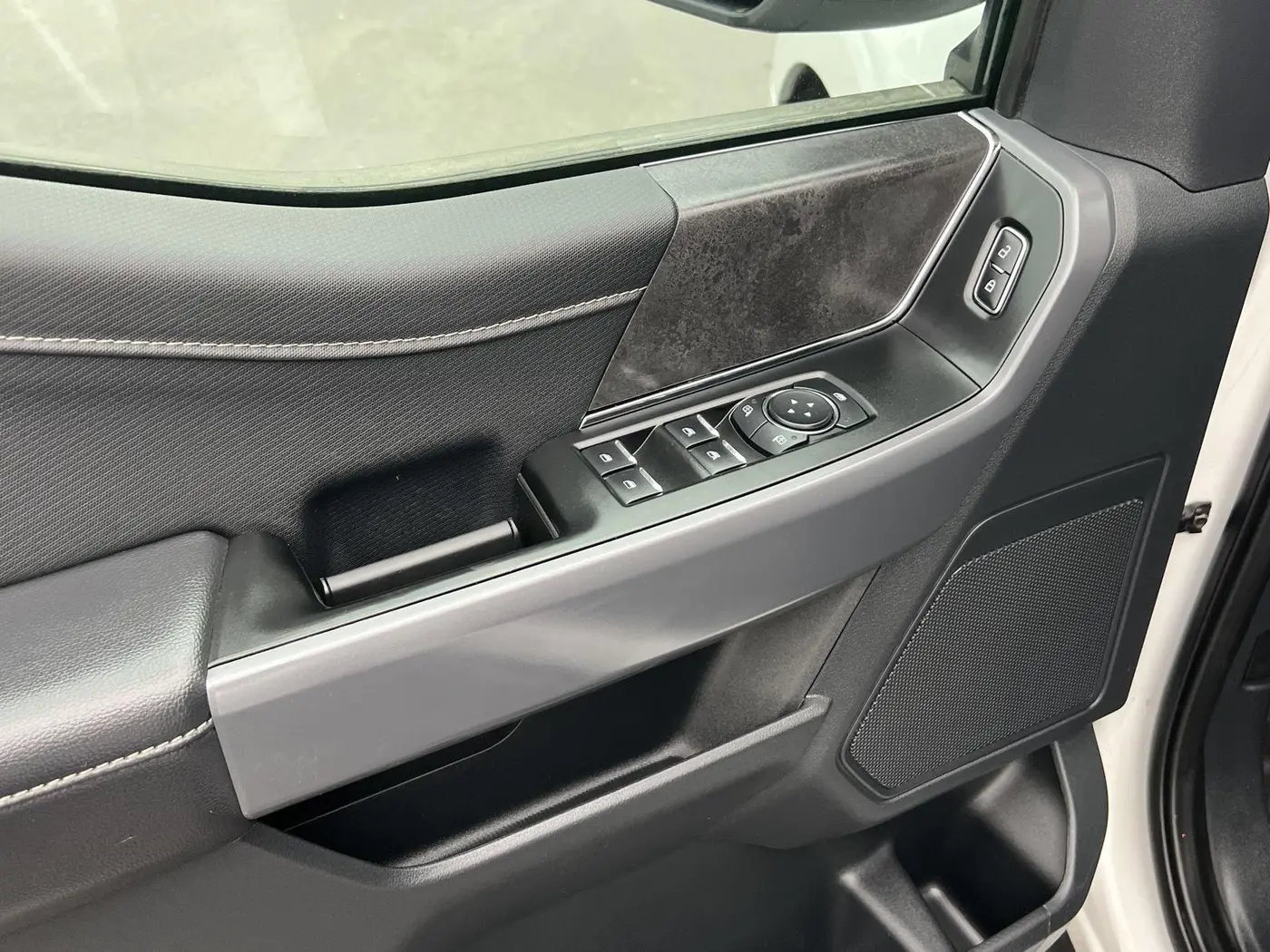 2025 Ford F-150 - $44,450