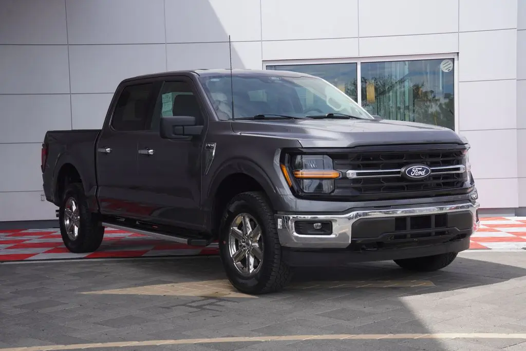 2025 Ford F-150 - $40,988