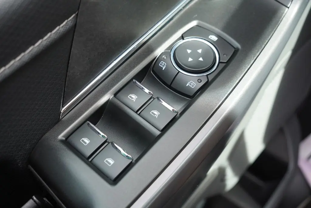 2025 Ford F-150 - $40,988