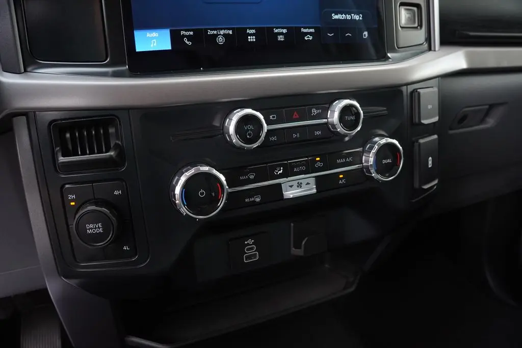 2025 Ford F-150 - $40,988