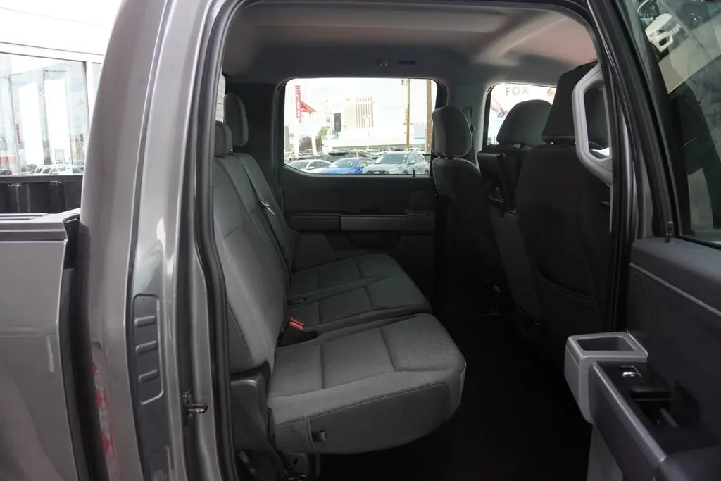 2025 Ford F-150 - $40,988