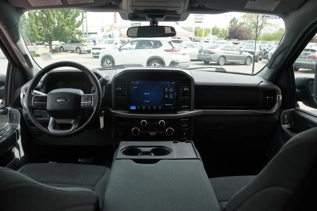 2025 Ford F-150 - $40,988