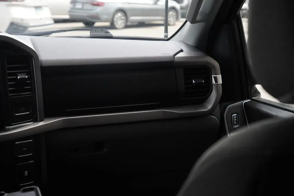 2025 Ford F-150 - $40,988