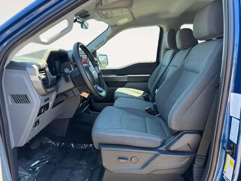2025 Ford F-150 - $42,961