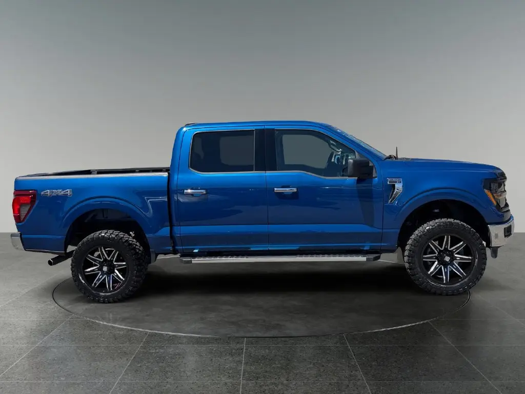 2025 Ford F-150 - $42,961
