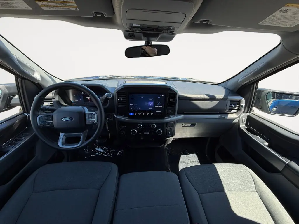 2025 Ford F-150 - $42,961