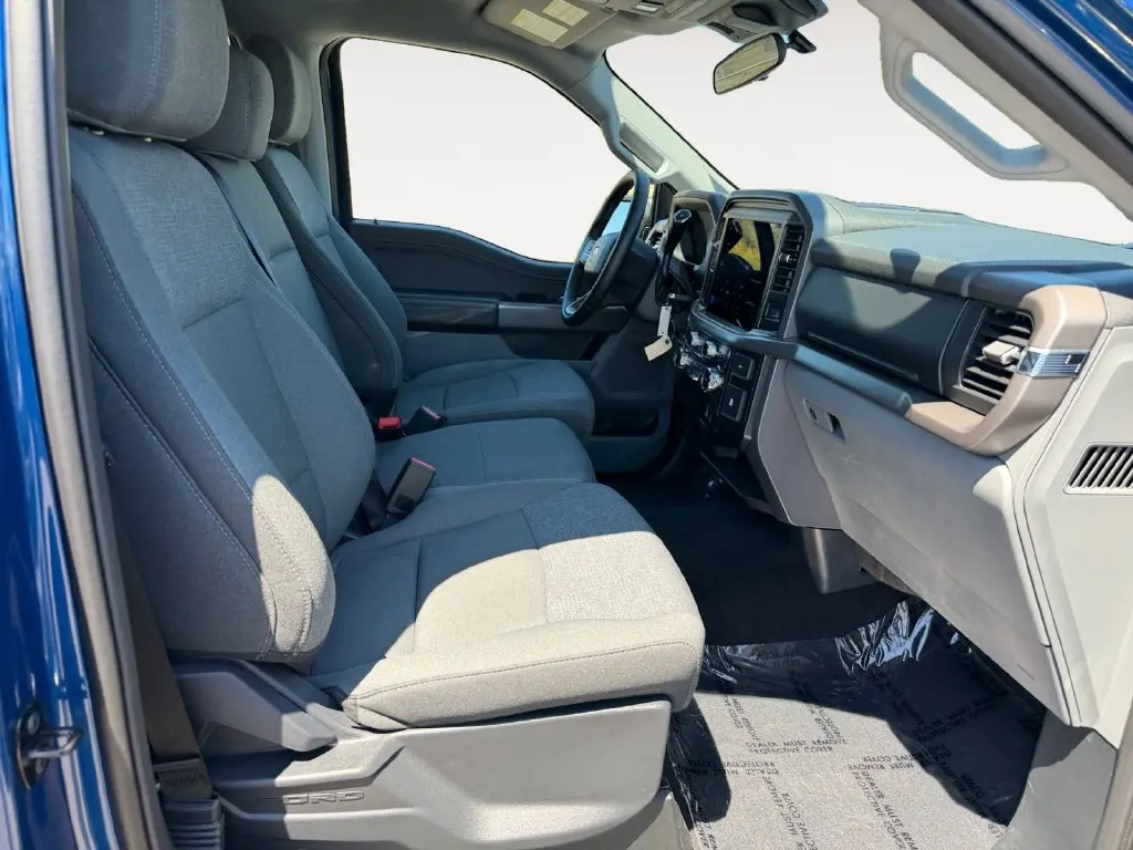 2025 Ford F-150 - $42,961