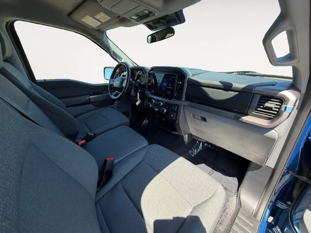 2025 Ford F-150 - $42,961