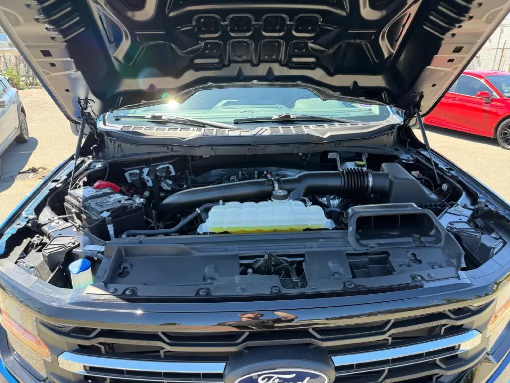 2025 Ford F-150 - $42,961