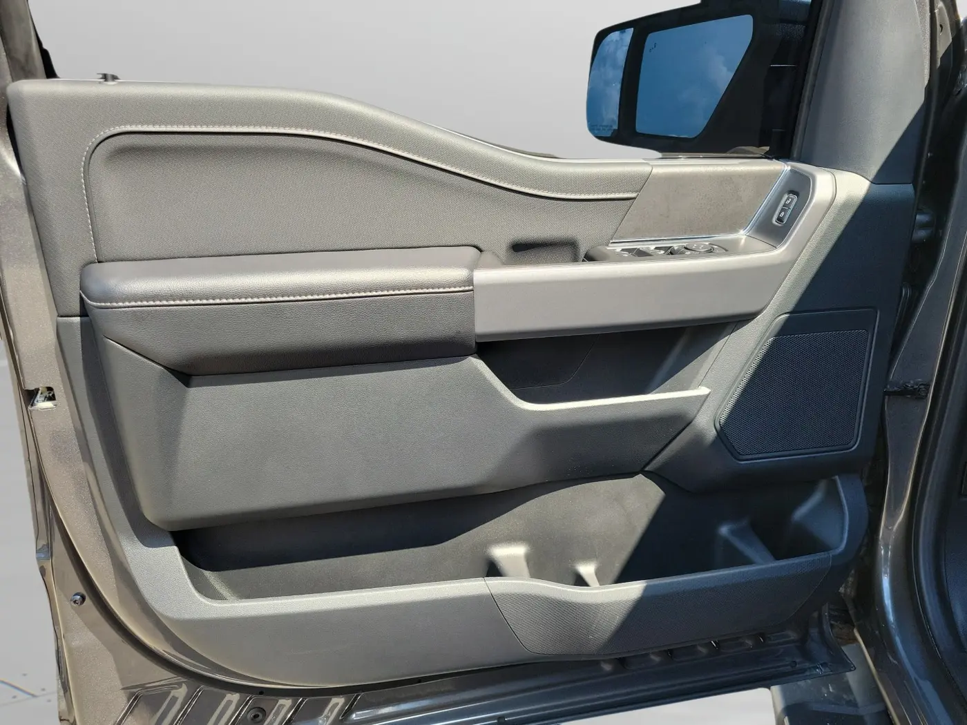 2026 Ford F-150 - $60,865