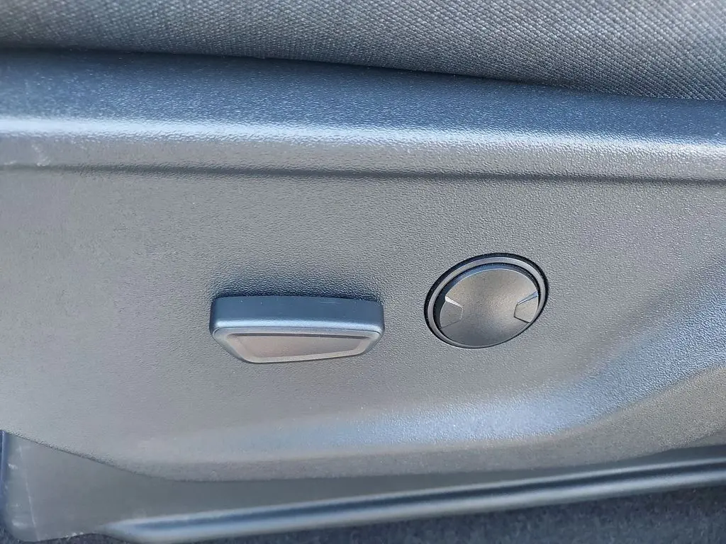 2025 Ford F-150 - $40,980