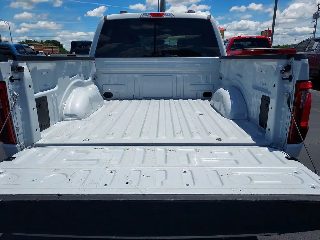 2025 Ford F-150 - $40,980