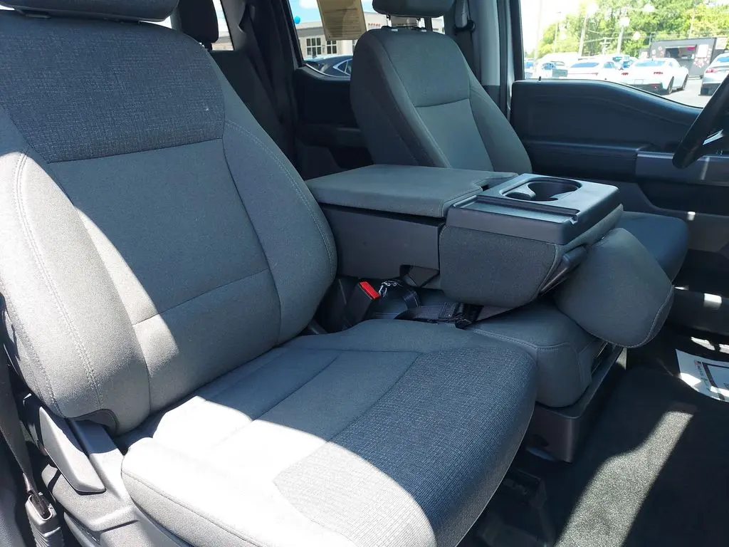 2025 Ford F-150 - $40,980