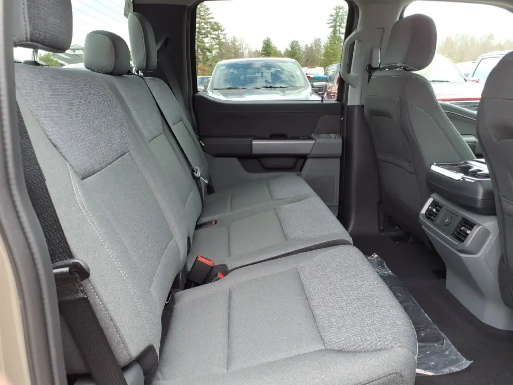 2026 Ford F-150 - $49,401