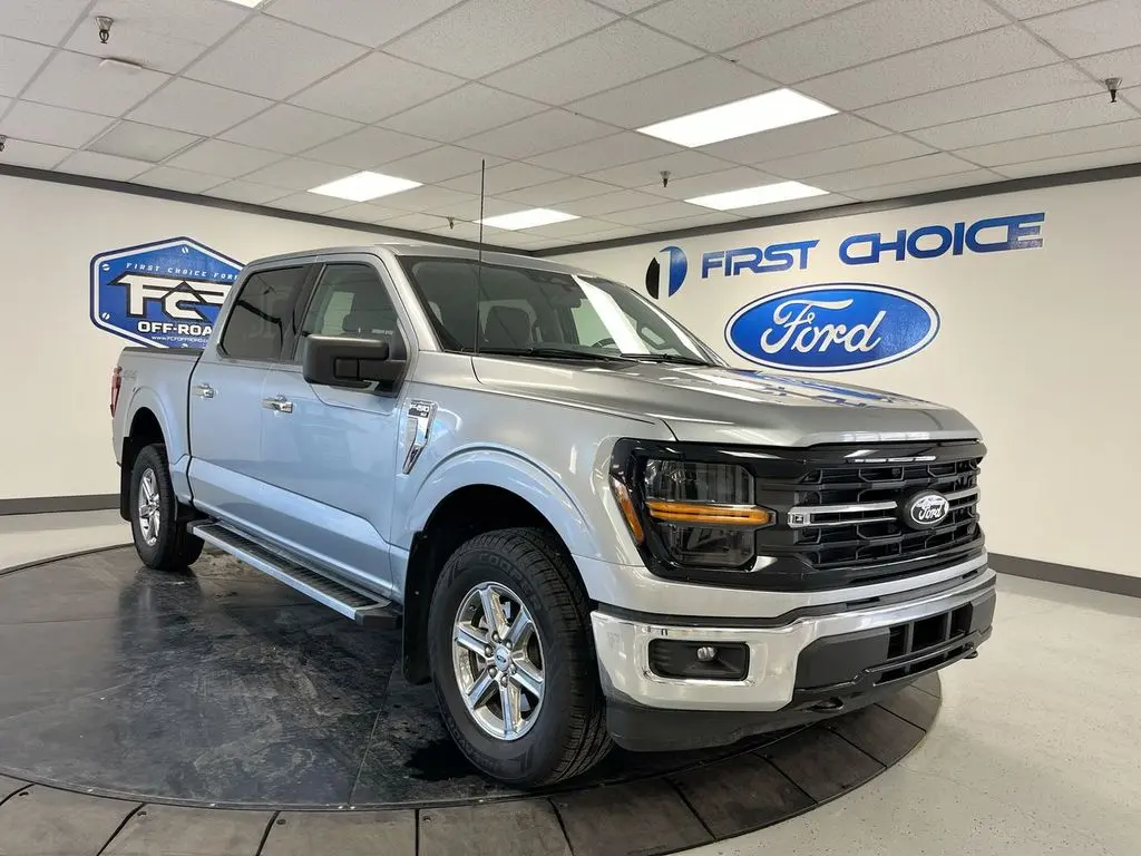 2025 Ford F-150 - $40,800
