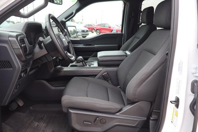 2024 Ford F-150 - $43,990
