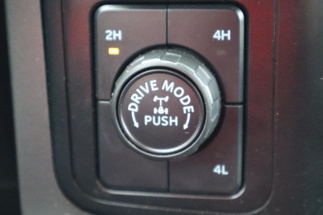 2024 Ford F-150 - $43,990