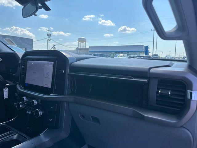 2025 Ford F-150 - $38,956