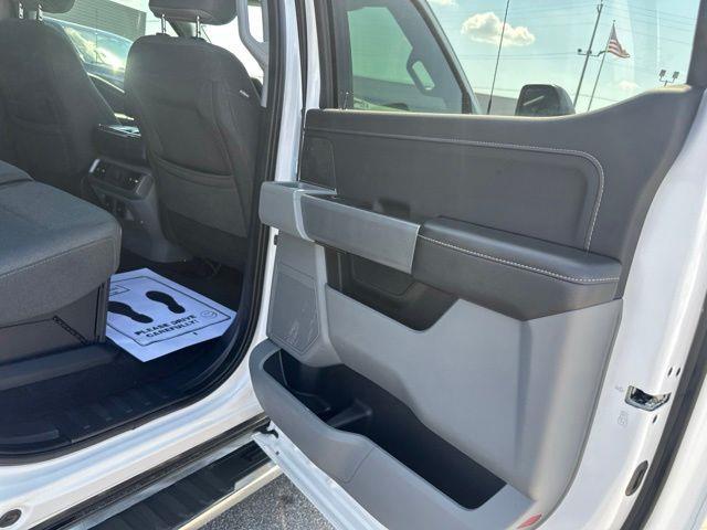 2025 Ford F-150 - $38,956
