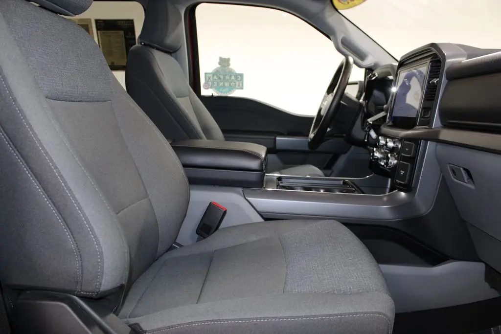 2025 Ford F-150 - $39,158