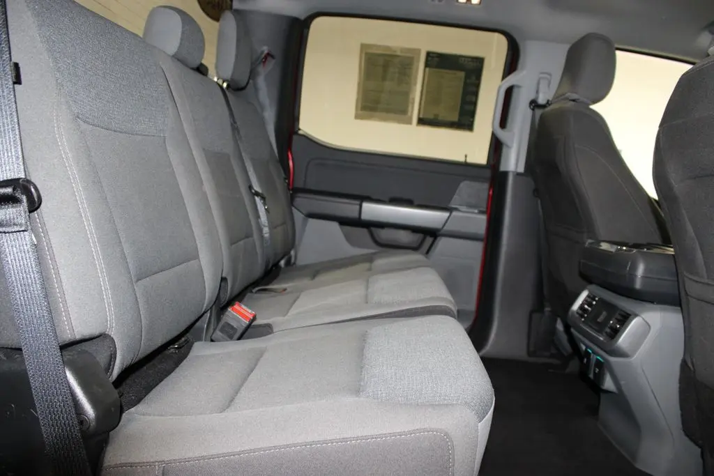 2025 Ford F-150 - $39,158