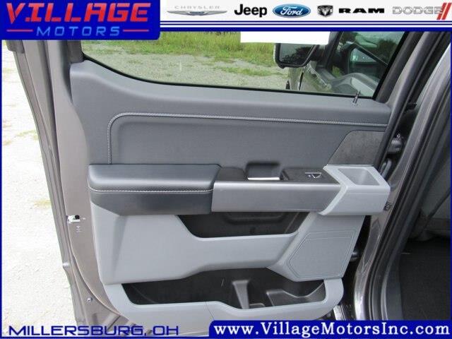 2024 Ford F-150 - $43,900