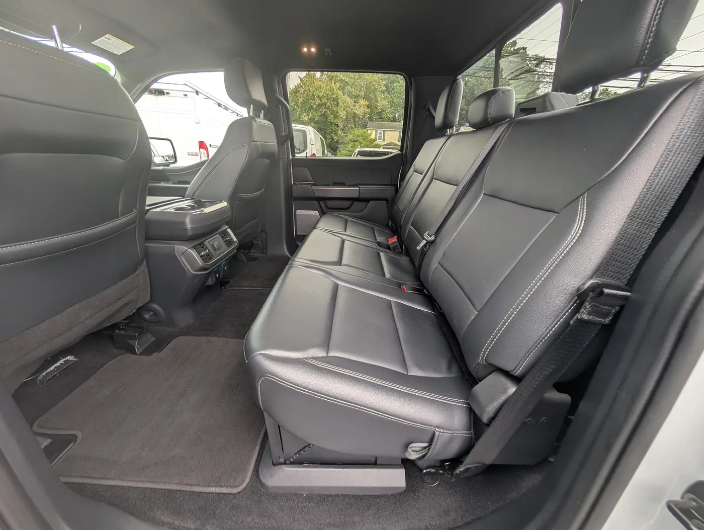 2024 Ford F-150 - $40,000