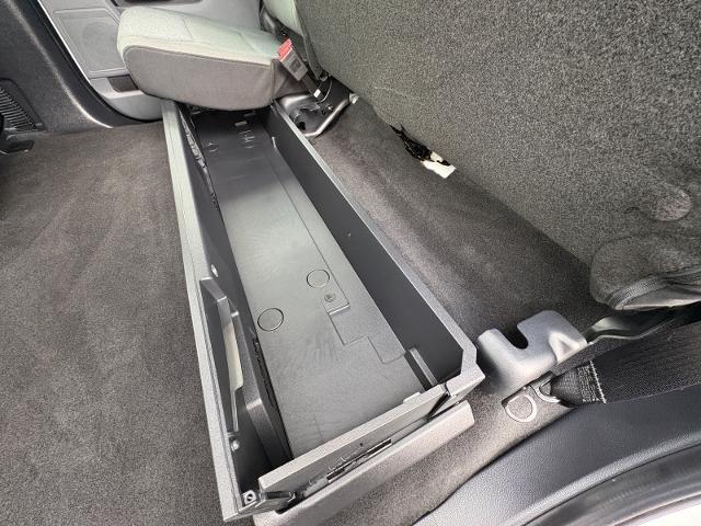 2025 Ford F-150 - $43,760