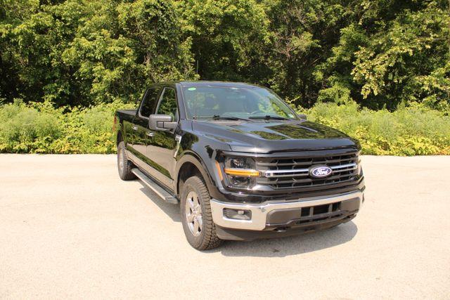 2025 Ford F-150 - $42,820
