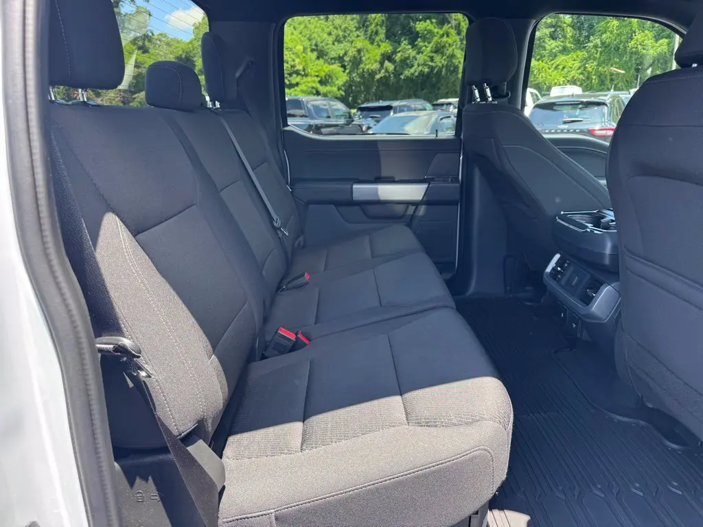2025 Ford F-150 - $44,000