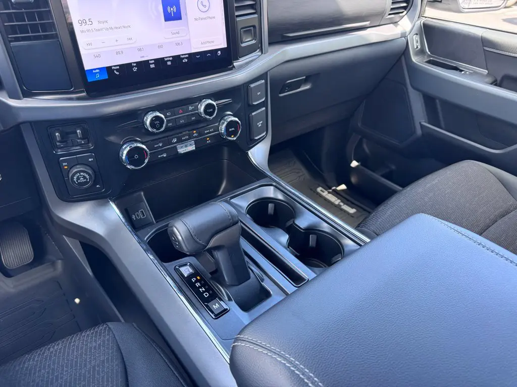 2025 Ford F-150 - $44,000