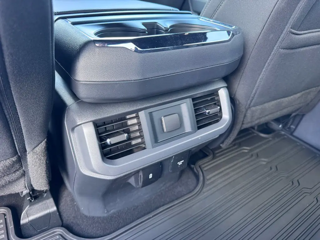 2025 Ford F-150 - $44,000